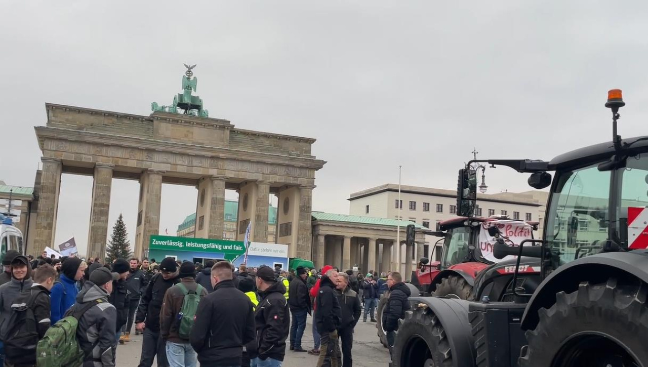 Bauern am Brandenburger Tor